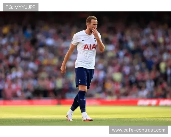 博阿主帅展现独特战术风格,球队状态回暖备受关注 博阿主帅展现独特战术风格,球队状态回暖备受关注