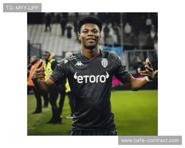 奥雷利安·楚阿梅尼:欧冠+西甲双冠实现荣誉突破 奥雷利安·楚阿梅尼:欧冠+西甲双冠实现荣誉突破