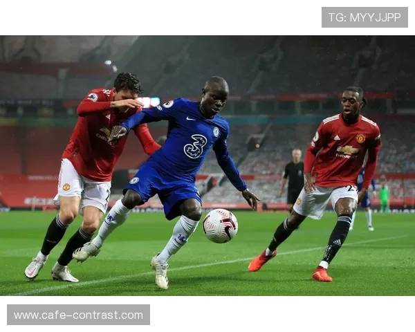 特里皮尔vs维尼修斯:速度型边锋的防守应对分析 特里皮尔vs维尼修斯:速度型边锋的防守应对分析