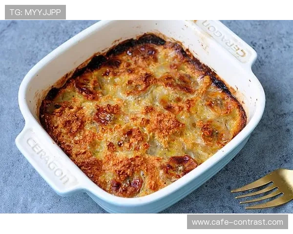 特雷·杨家的冰箱里只放蛋白粉和香槟？