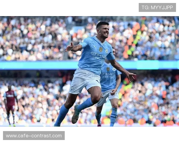 罗德里离开曼城体系后腰表现与影响力变化分析